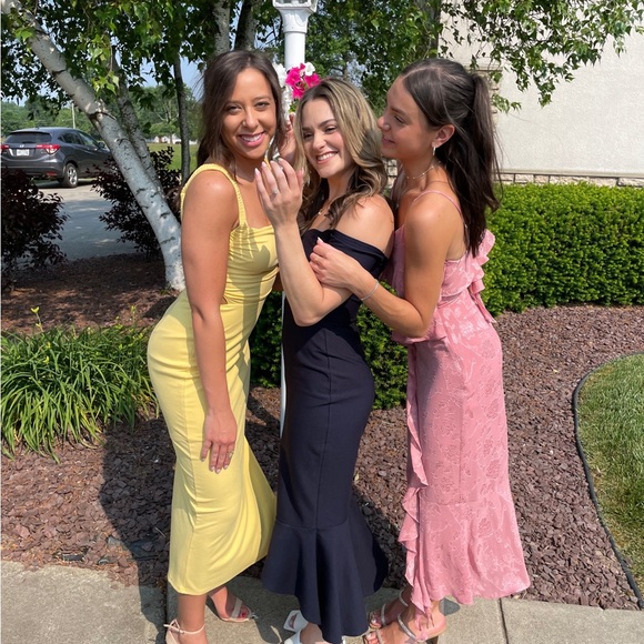 zara floral midi dress - Picture 2 of 4